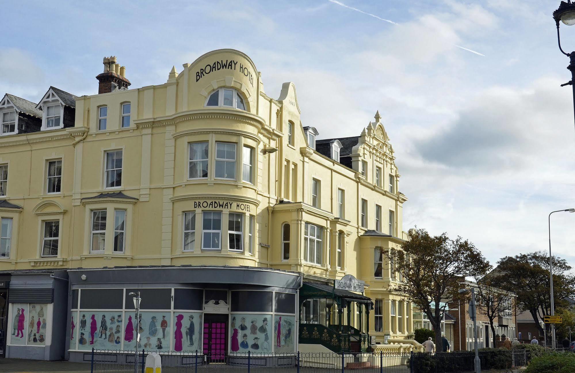 The Broadway Hotel Llandudno Exteriör bild